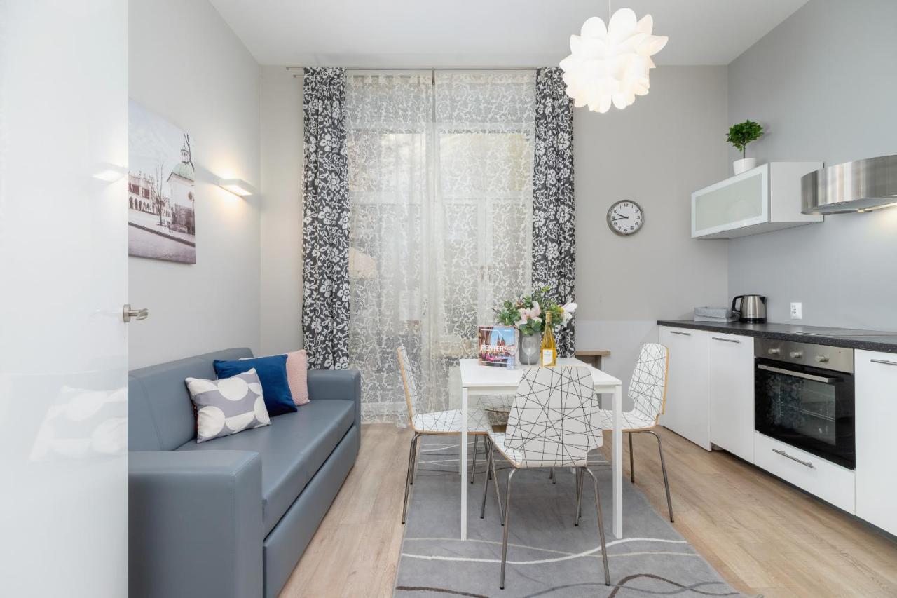 Central Planty Park Apartment Lobzowska By Noclegi Renters クラクフ エクステリア 写真