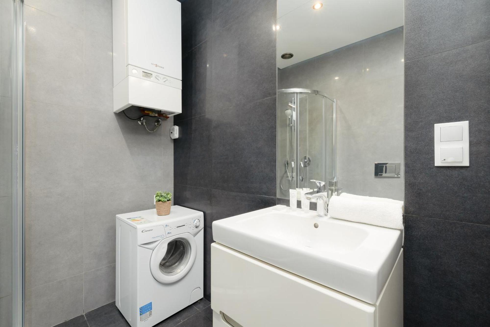 Central Planty Park Apartment Lobzowska By Noclegi Renters クラクフ エクステリア 写真