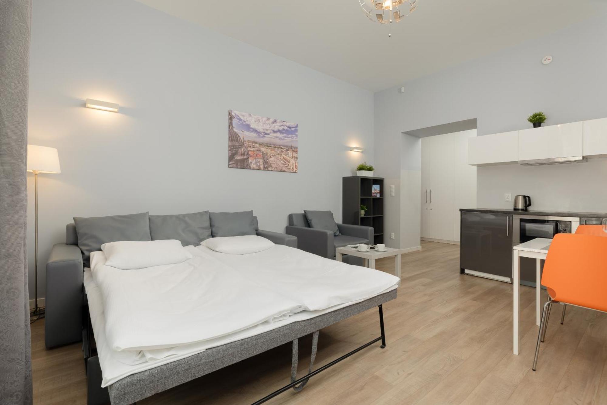 Central Planty Park Apartment Lobzowska By Noclegi Renters クラクフ エクステリア 写真